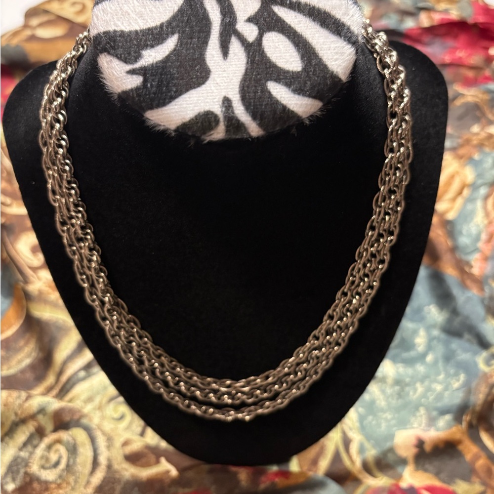 Elegant Silver Chain Necklace